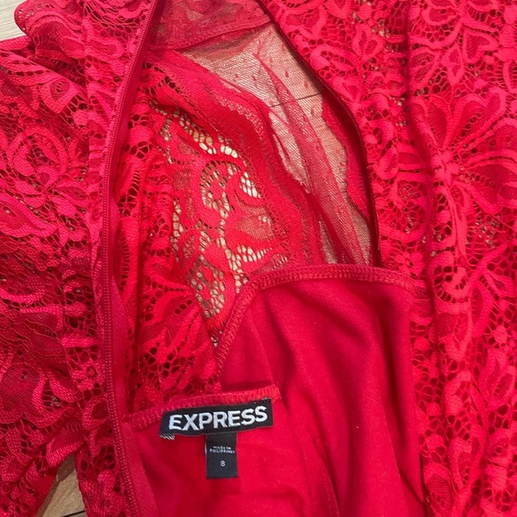 Express Red Midi Sheath Dress with 3/4 Sleeves and V-Neck for Cocktail - Picture 3 of 3